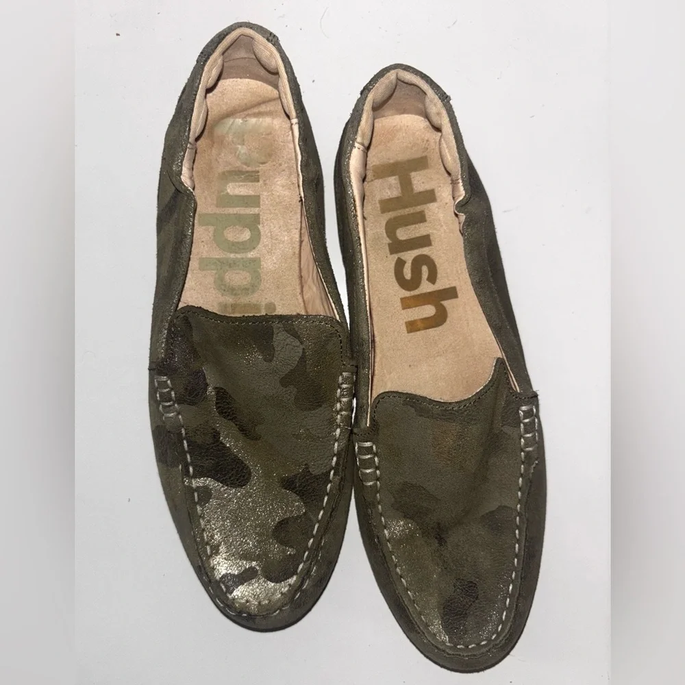 Hush Puppies Size 7.5 Olive Metallic Camo Loafers Luxe Comfy Casual Slip-On Cozy